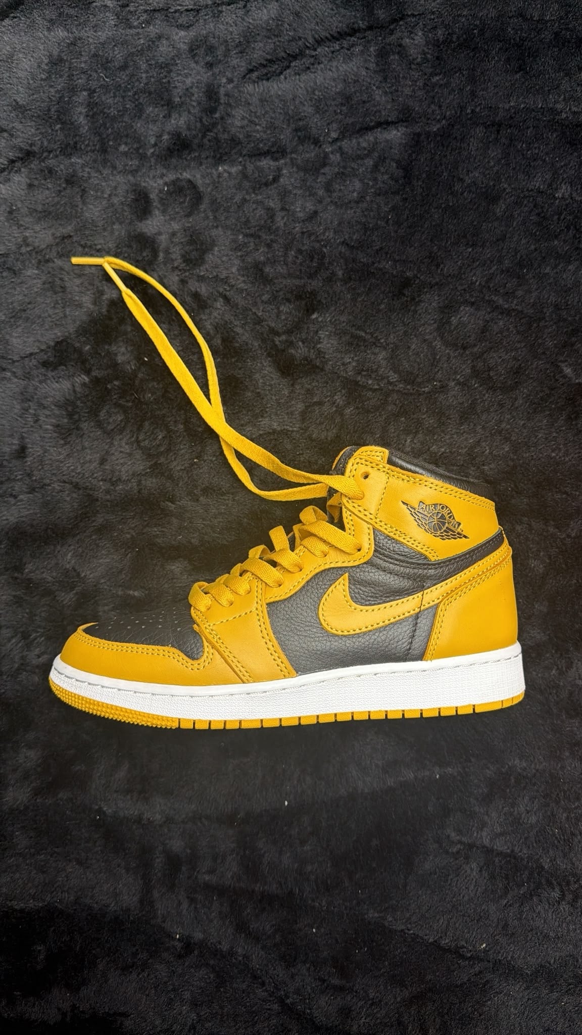 Retro 1 High OG 'Pollen'