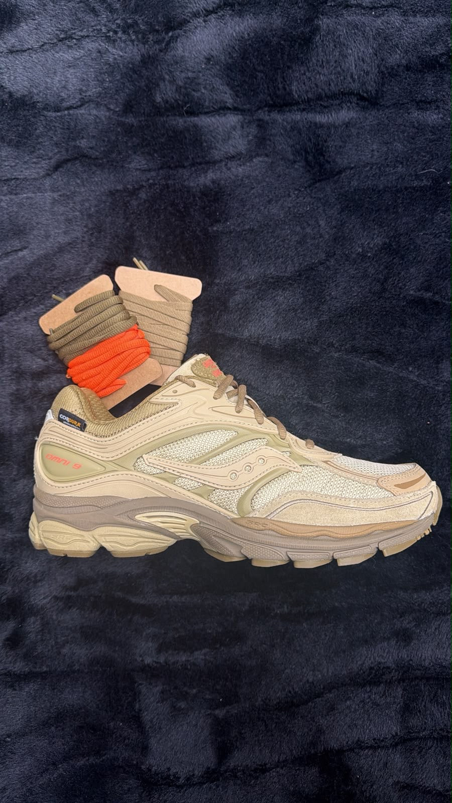 Saucony ProGrid Omni 9 Armor Starcow Desert