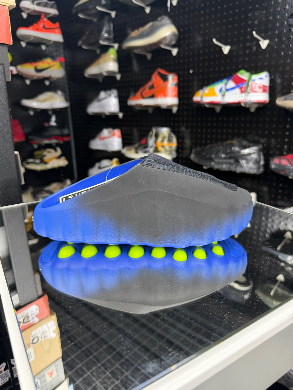 NK Mind 001 Hyper Royal