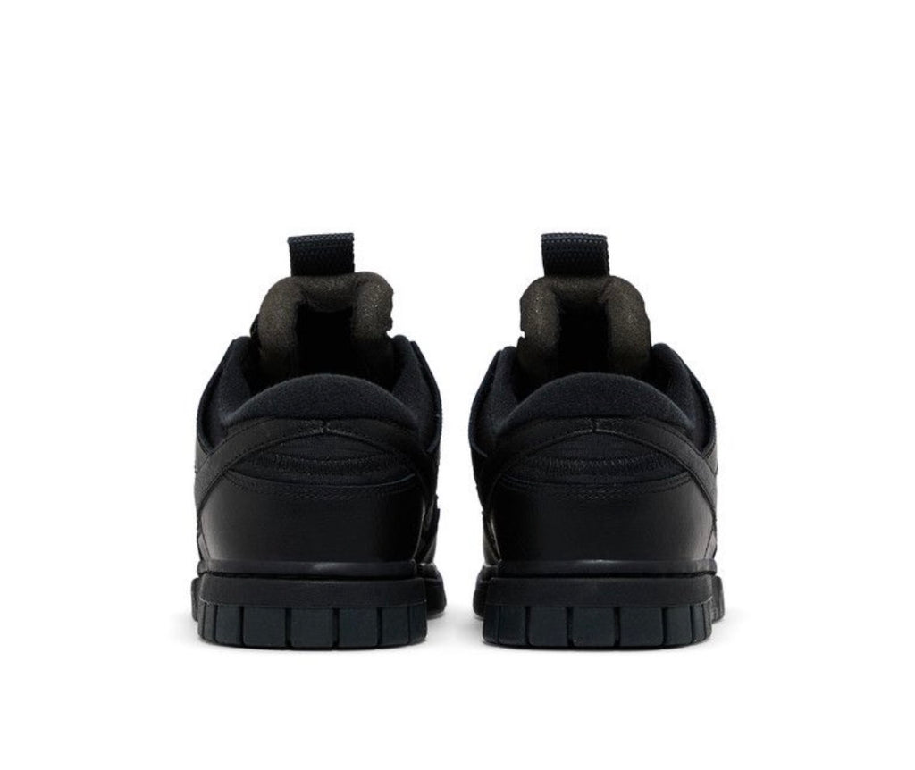 NK Low Dunk Jumbo Triple Black