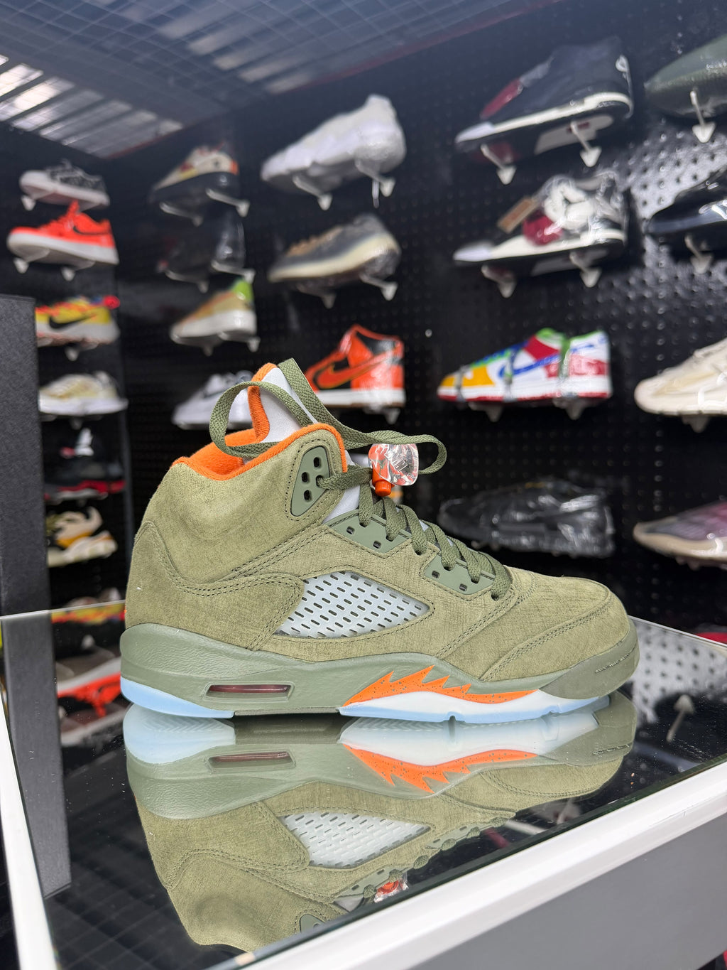 JD Retro 5 “olive”