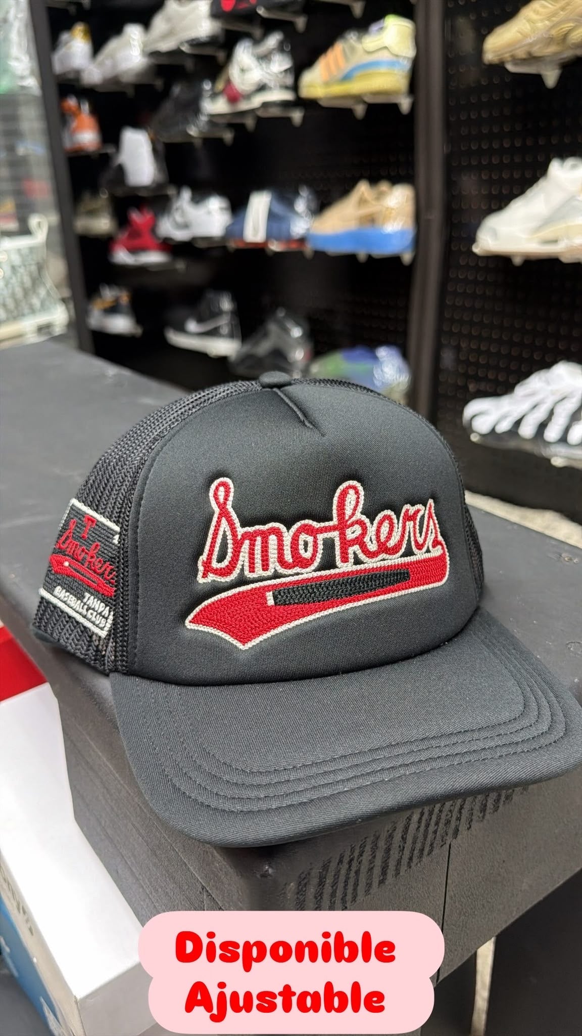 ‘Smokers’ Cap snapback