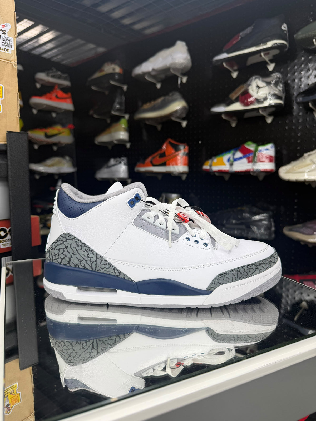 JD Retro 3 Midnight Navy Size